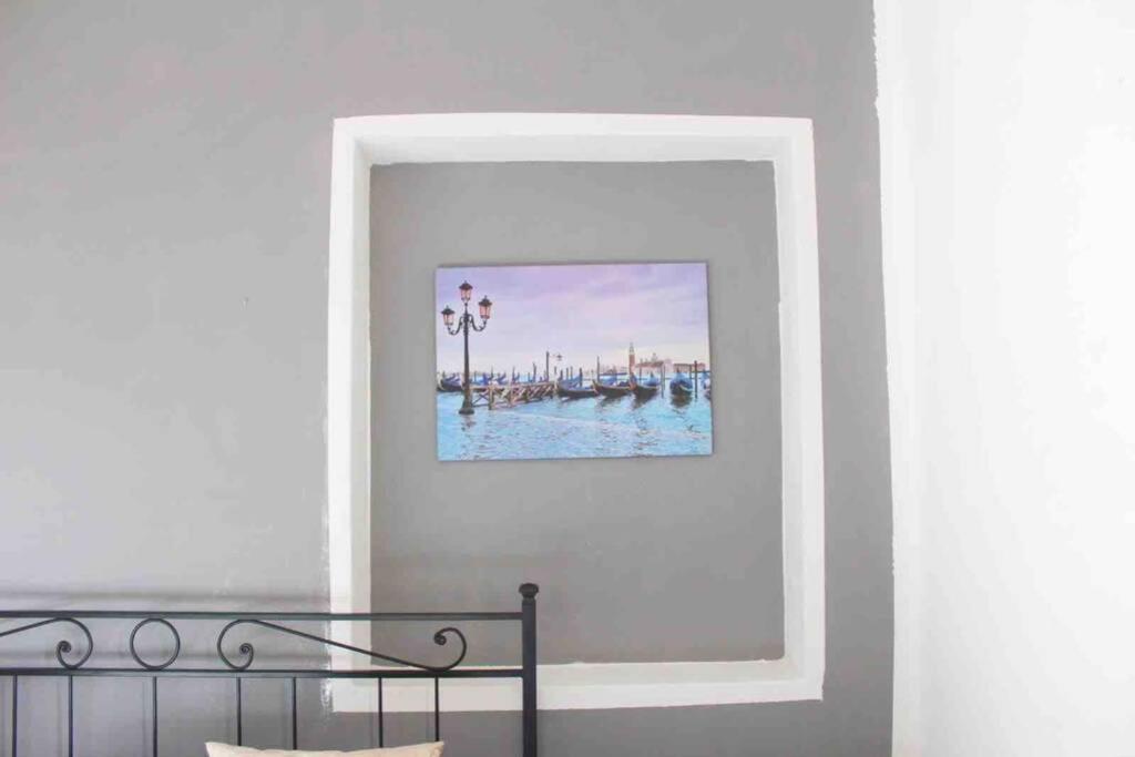 The Golden Apartment Venice Exterior photo